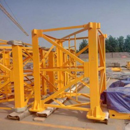 Секции и рамки крепления Liebherr, Potain