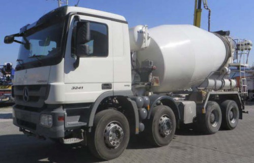 Автобетоносмеситель  Mercedes-Benz 3241 Karene 9m³