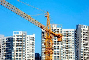 Башенный кран QTZ80